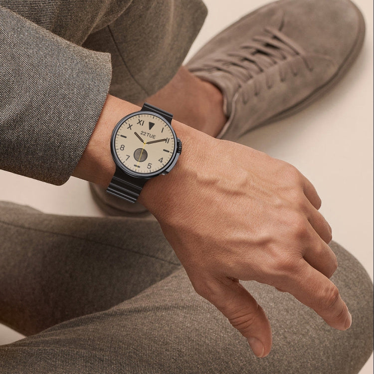 K9 1.39 inch TFT Screen Smart Watch Supports Bluetooth Calling/Health Monitoring(Gold) by bashfashion